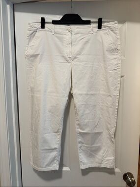 📌JJill 18M Live in Chino White Cropped Pants